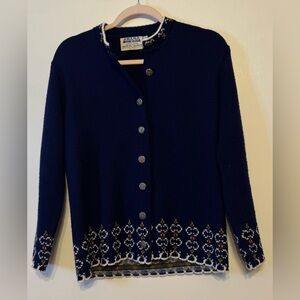 Women’s Aman wool sweater